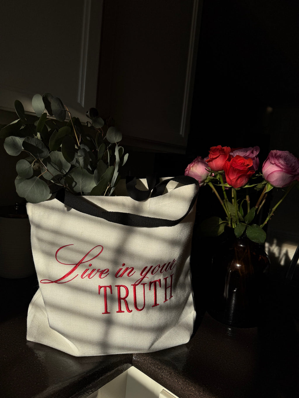 LivingTruth Tote