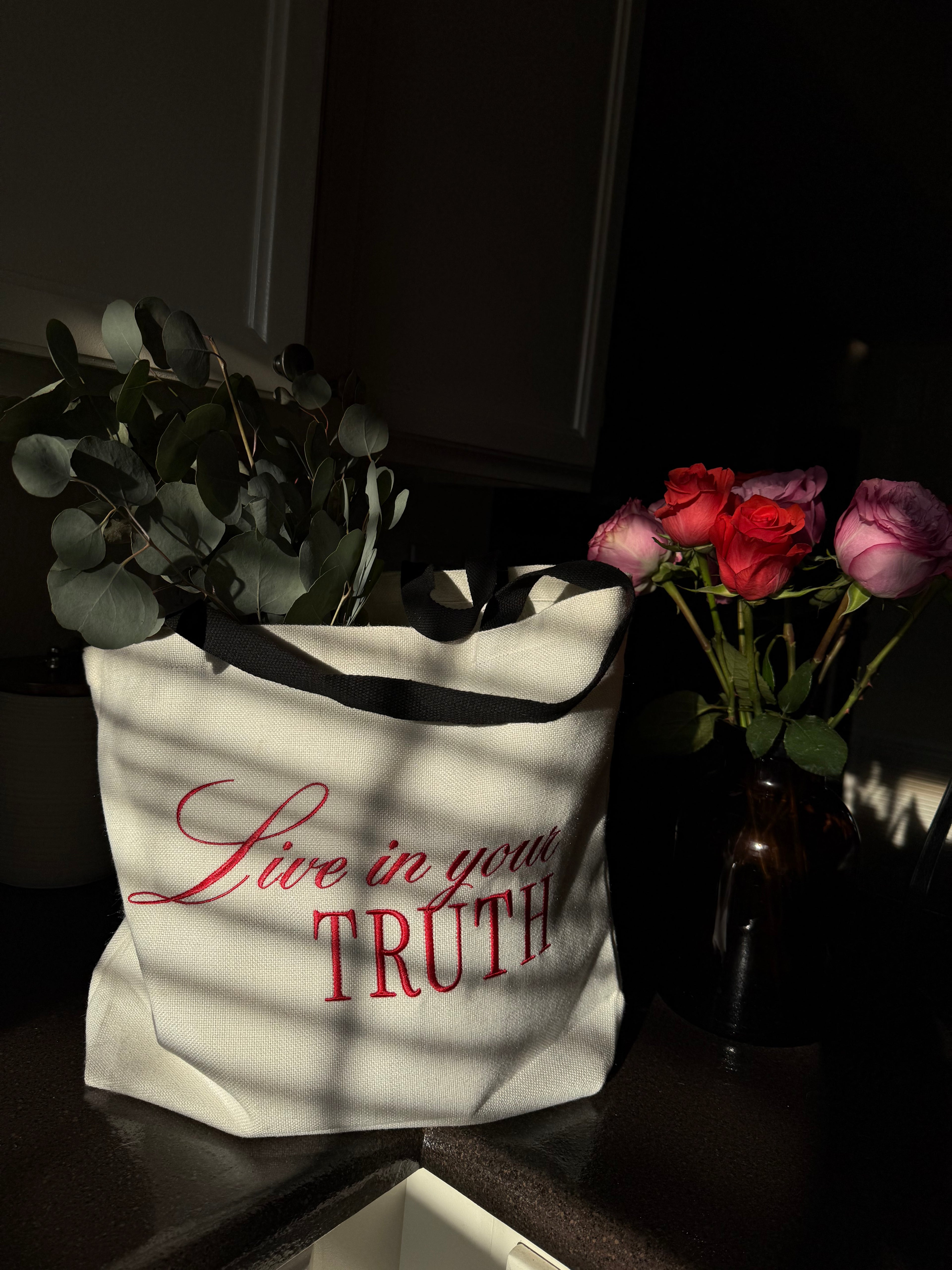 LivingTruth Tote